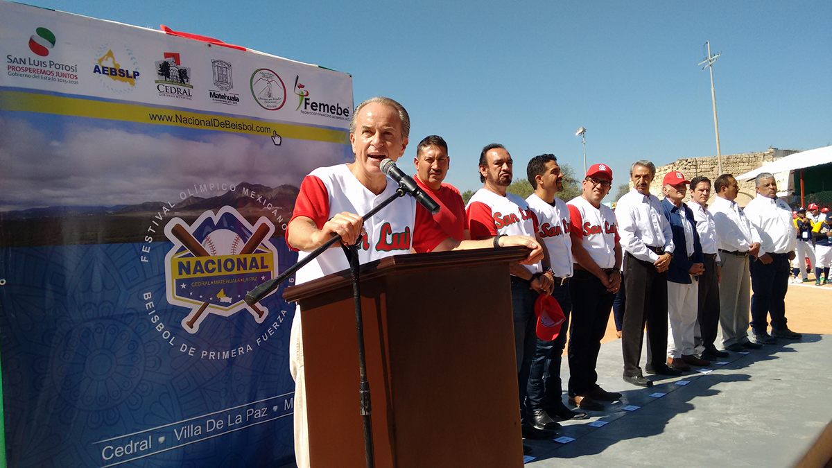 gobernador-del-estado-ceremonia-inauguracion-nacional-beisbol-2016-san-luis-potosi
