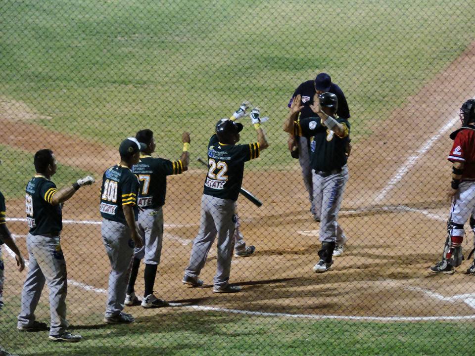 faraones 2016 celebran foto de indios beisbol